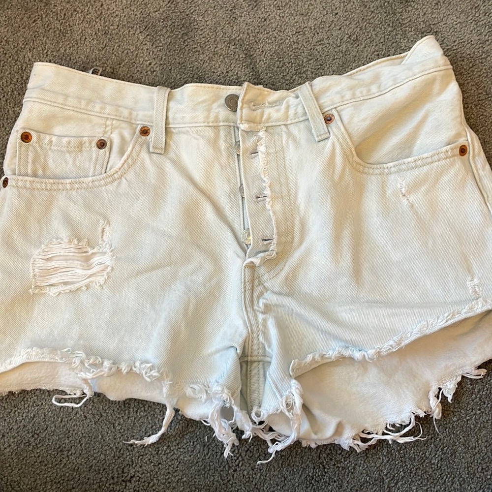 White Levi jean shorts